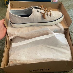 Sperry sea coast crosshatch Taupe.
